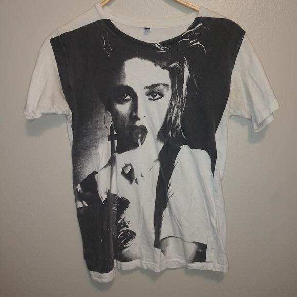 Vintage  82' Madonna T-Shirt - Picture 4 of 6